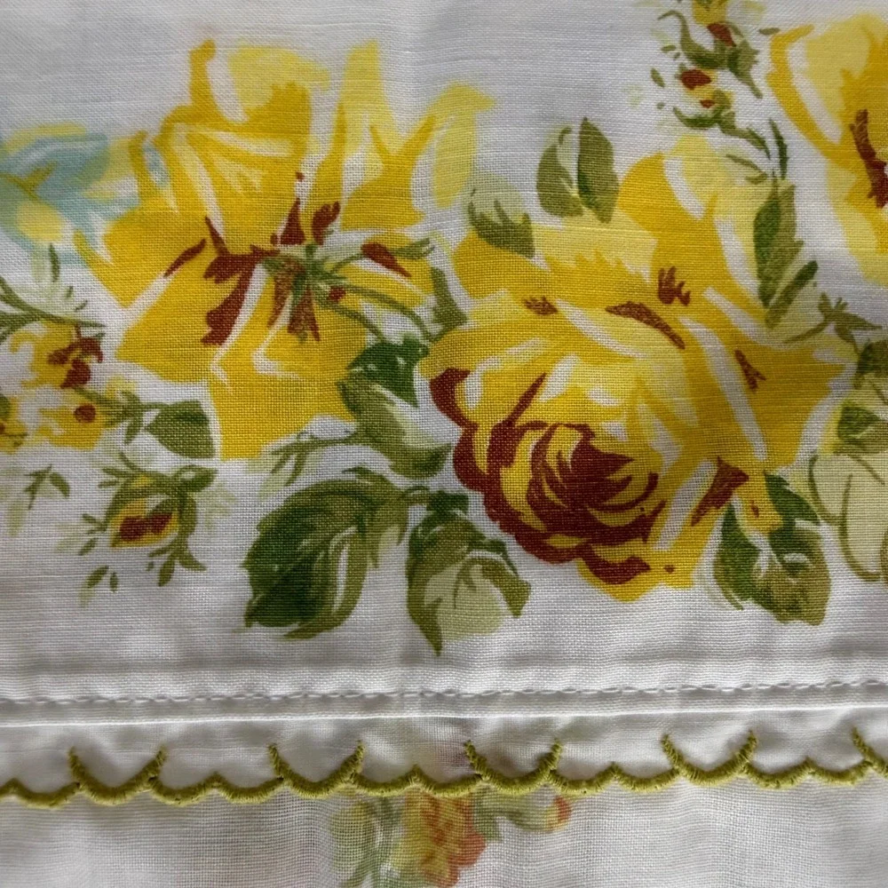 Springmaid Marvelaire Vintage Double Flat Sheet Yellow Rose Floral Scalloped USA